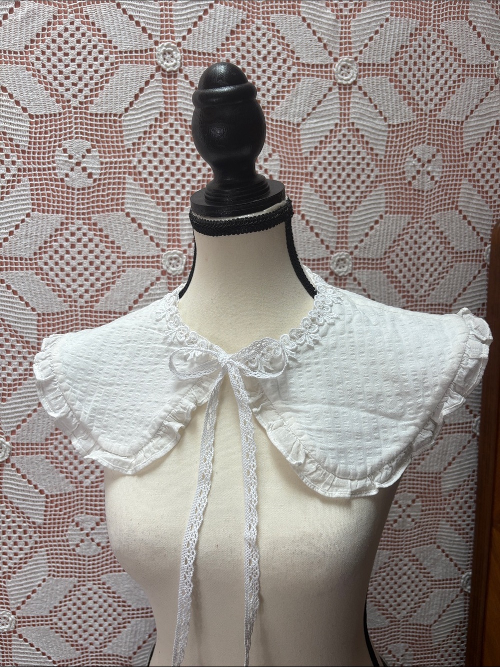Upcycled Romantic Quilted Lace Collar
